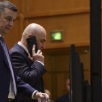 negocieri complexe inainte de motiune surse liberalii au reusit sa convinga 10 parlamentari1777901989