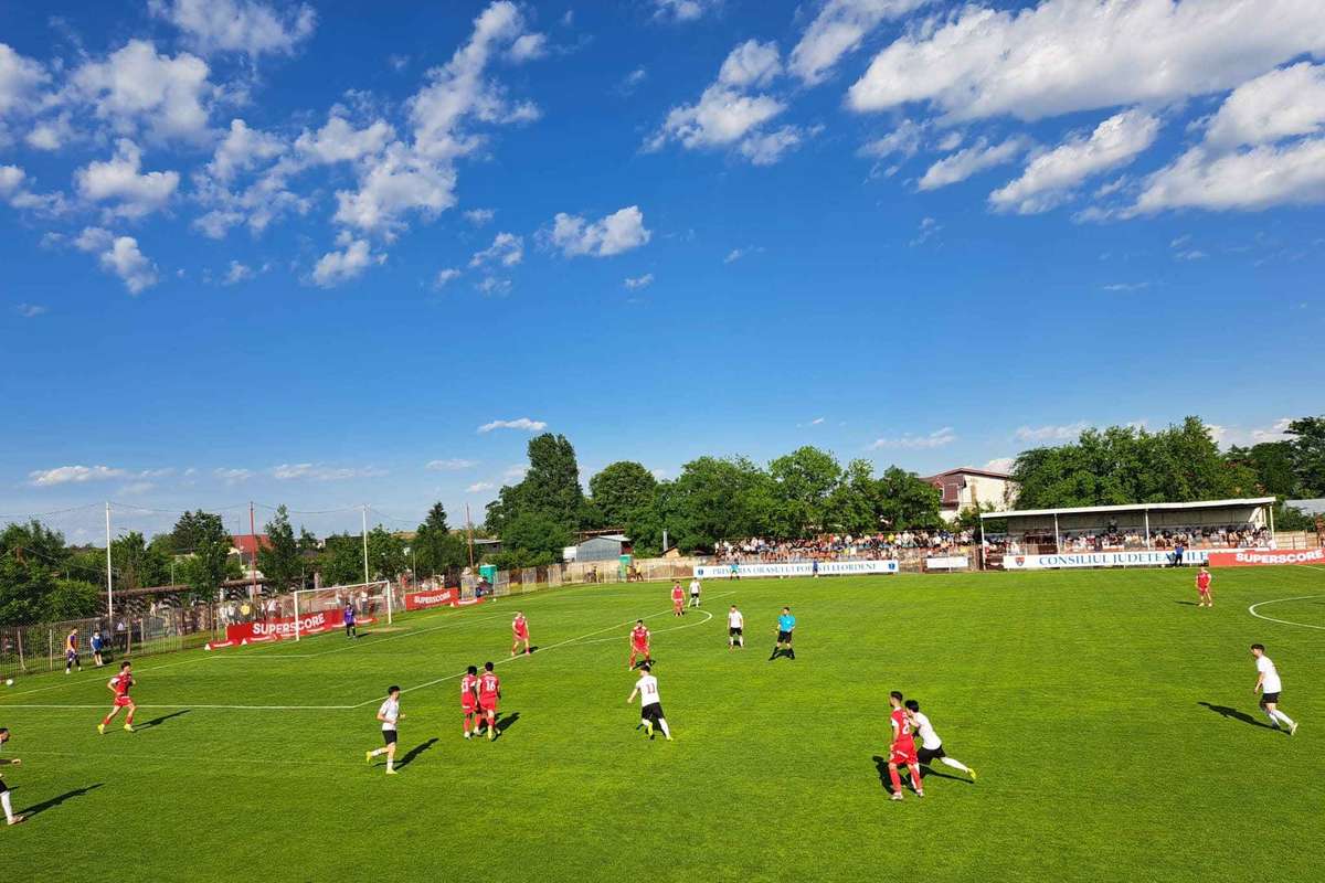 s a stabilit finala play off ului care va decide ultima echipa promovata in Liga 21780161138