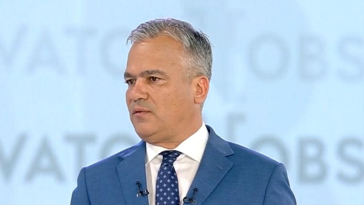 Adrian Veștea: "Mi-aș dori ca Alexandru Nazare să rămână la Ministerul Finanțelor. Voi discuta și cu Cătălin..." 3 Adrian Vestea Mi as dori ca Alexandru Nazare sa ramana la Ministerul Finantelor Voi discuta si cu Catalin1781556212
