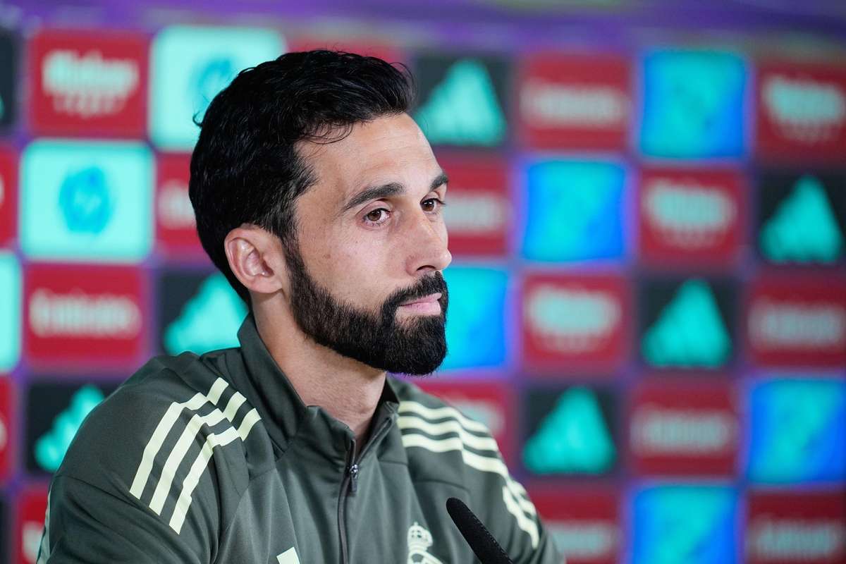 Alvaro Arbeloa, surpriza de pe lista lui Fulham pentru a-l înlocui pe Marco Silva 2 Alvaro Arbeloa surpriza de pe lista lui Fulham pentru a l inlocui pe Marco Silva1781169143