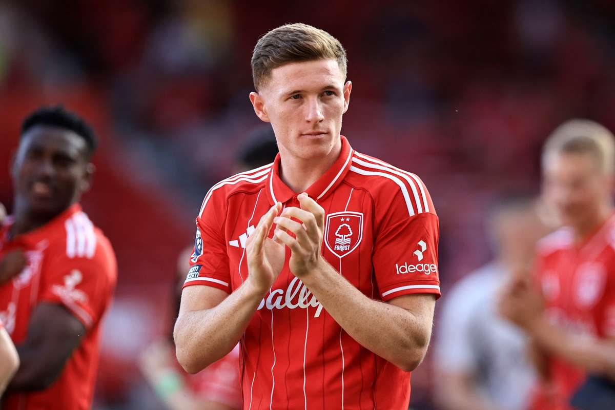 Manchester City primește o ofertă record pentru Elliot Anderson 3 Manchester City primeste o oferta record pentru Elliot Anderson1781117836