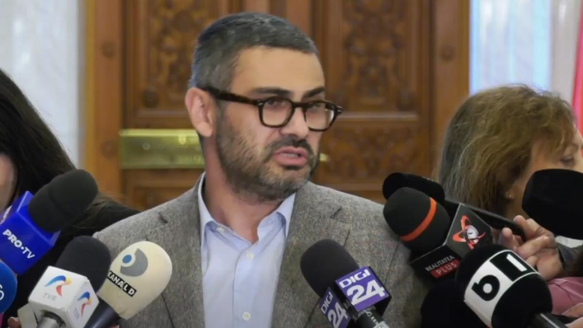 Manole, despre întârzierile menționate de ministrul Pîslaru: Boloș a întârziat jalonul. Să întrebe la... 2 Manole despre intarzierile mentionate de ministrul Pislaru Bolos a intarziat jalonul Sa intrebe la1780394254