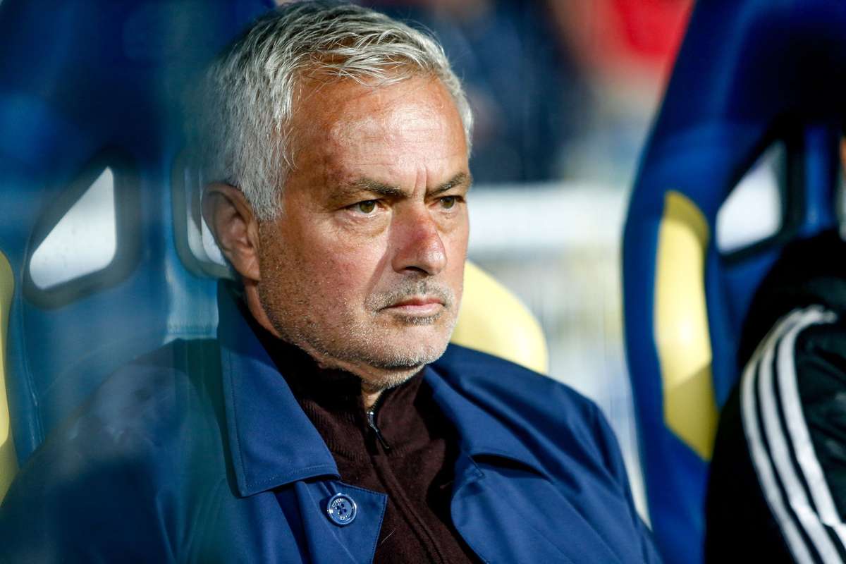 Mourinho ii aplica prima lovitura rivalei Barcelona Un jucator dorit pe Camp Nou la un pas de Real Madrid1781246549