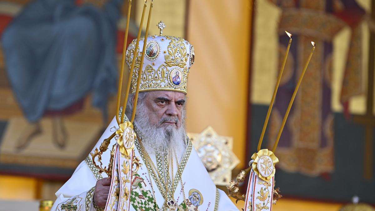 Patriarhul Daniel este propus de grupul PACE pentru functia de premier Singura solutie de iesire1782674180