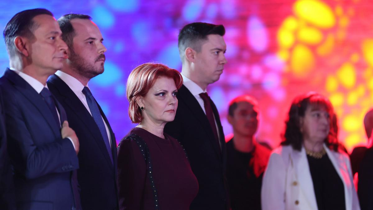 Pîslaru le-a comunicat primarilor că salariile lor vor fi eșalonate până în 2031. Olguța Vasilescu: "Am... 2 Puslaru le a comunicat primarilor ca salariile lor vor fi esalonate pana in 2031 Olguta Vasilescu Am1780509438