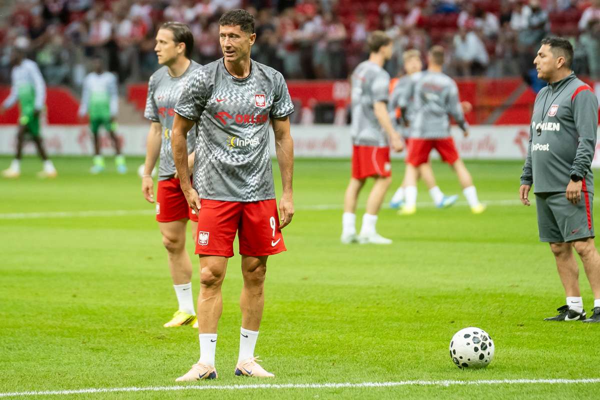 Robert Lewandowski a acceptat Se va alatura pentru prima data unui echipe din afara Europei1782673275