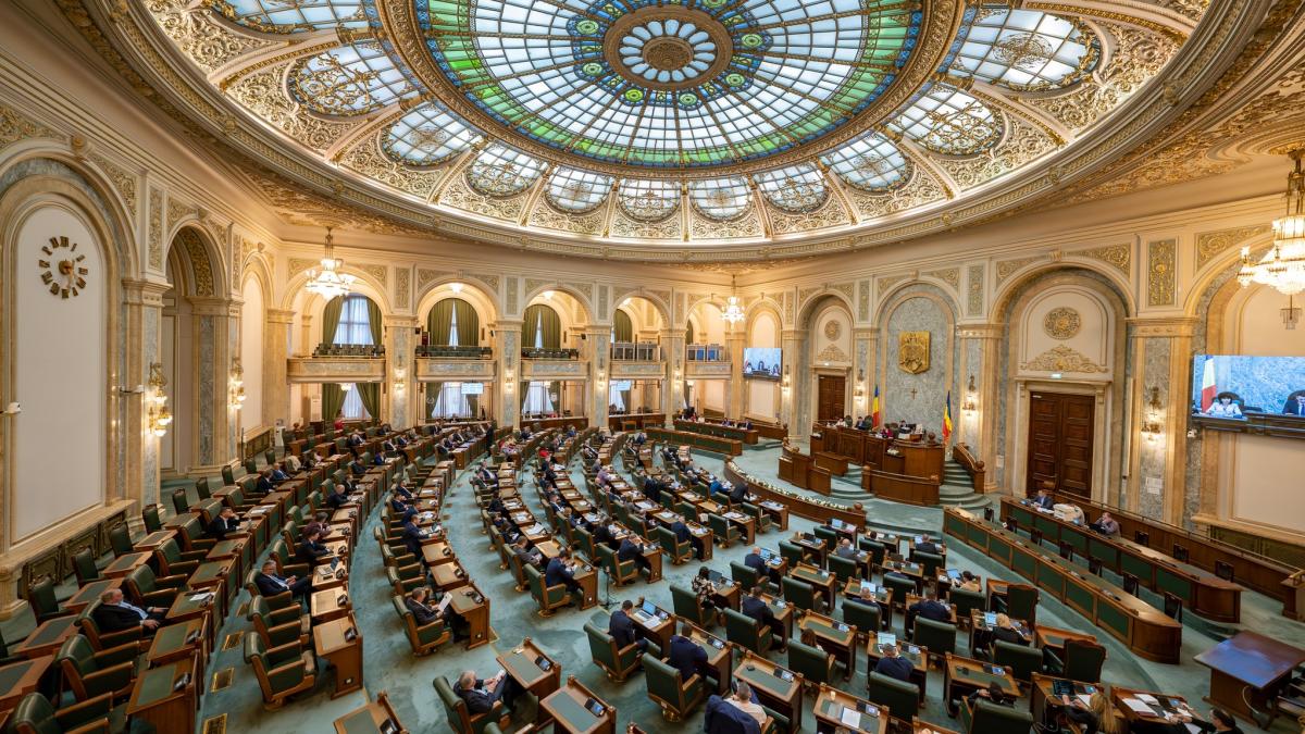 Senatul a respins alegerea primarilor în două tururi. AUR și USR au votat pentru. 2 Senatul a respins alegerea primarilor in doua tururi AUR si USR au votat pentru1780429362