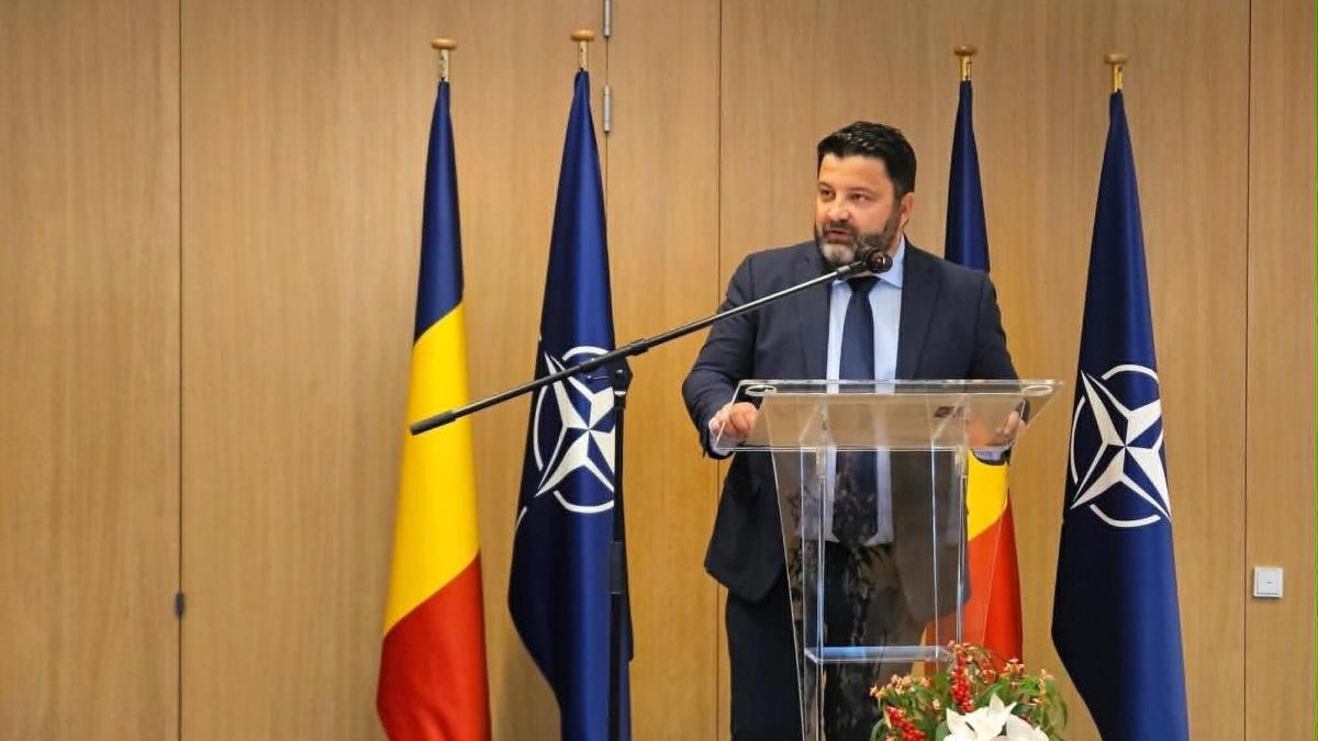Surse: Dan Neculăescu, ambasadorul României la NATO, este dorit de Nicușor Dan la Ministerul Apărării. 1 Surse Dan Neculaescu ambasadorul Romaniei la NATO este dorit de Nicusor Dan la Ministerul Apararii1780927965