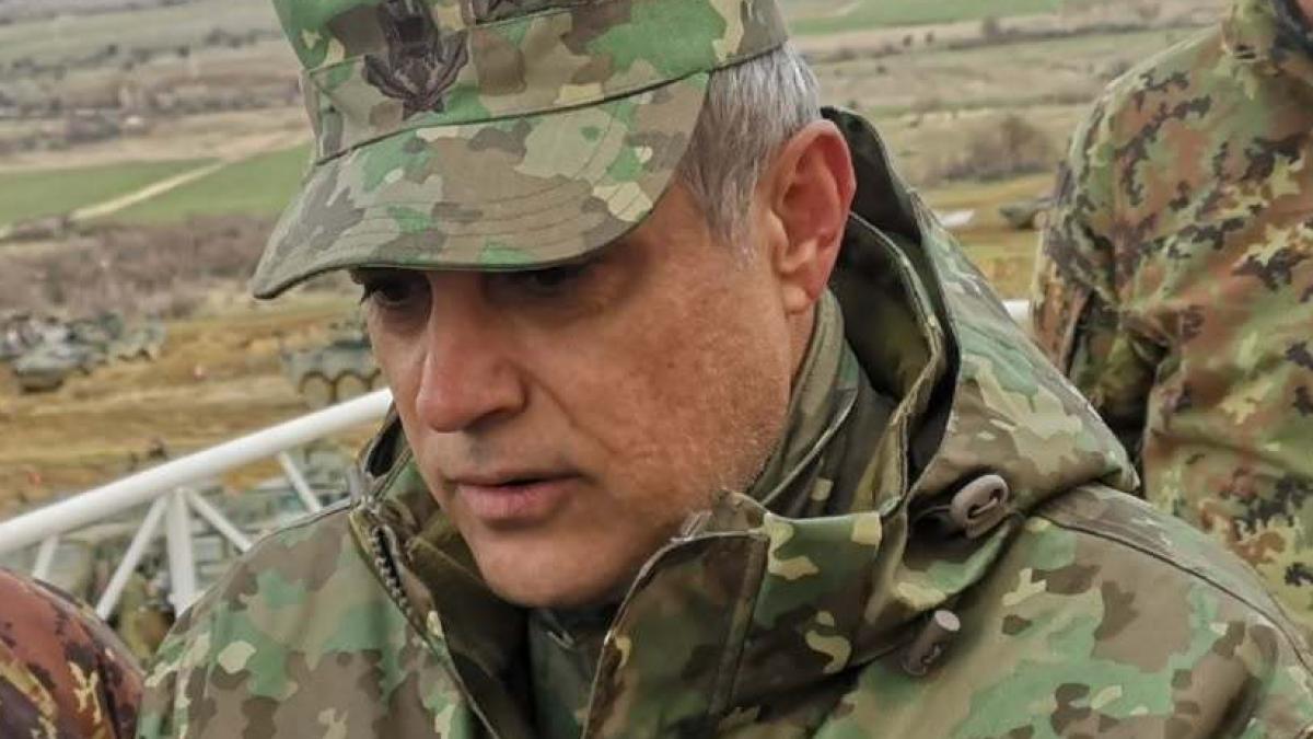 Un fost comandant NATO îl acuză pe Veștea că a împiedicat derularea proiectelor în zona poligonului Cincu și când... 4 Un fost comandant NATO il acuza pe Vestea ca a impiedicat derularea proiectelor in zona poligonului Cincu si cand1781504852