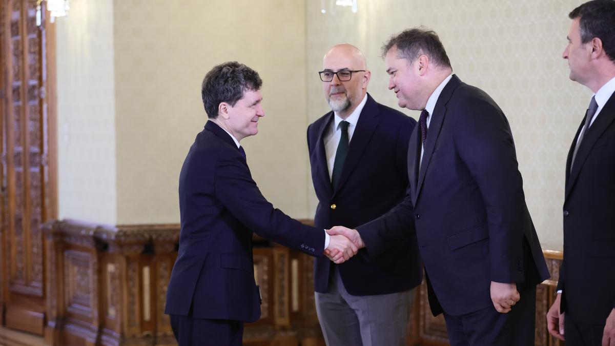 cseke attila solocita partidelor sa ajunga la un acord politic pentru formarea unui guvern este necesar sa1782730008