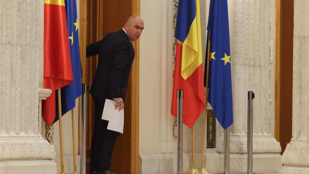 si criza politica intra in vacanta bolojan ar putea ramane premier demis la palatul victoria pe1782824565