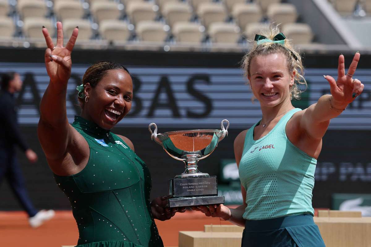 Siniakova și Townsend câștigă titlul de dublu la Roland Garros, al treilea trofeu major obținut împreună 1 siniakova si townsend castiga titlul de dublu la roland garros al treilea trofeu major obtinut impreuna1780900047