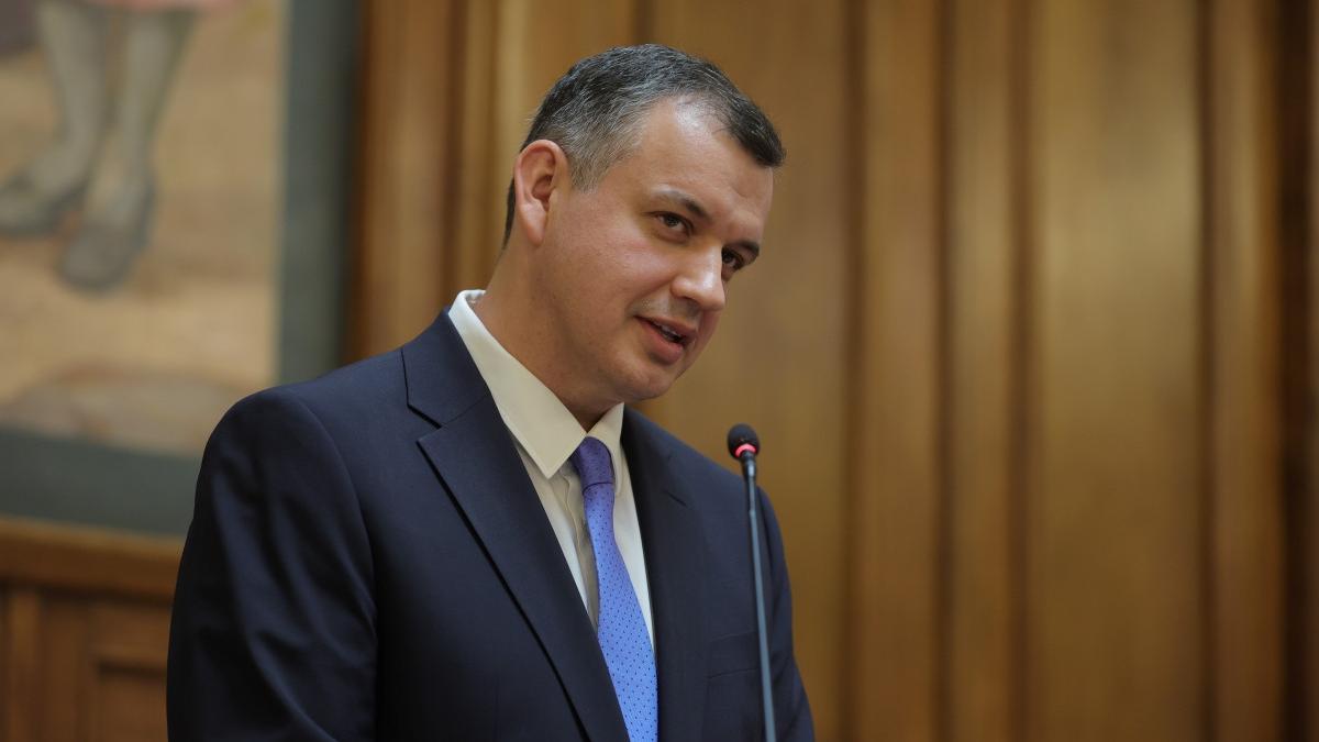 surse nicusor dan anunta joi ca il propune pe eugen tomac pentru functia de prim ministru ce i a spus1780558043