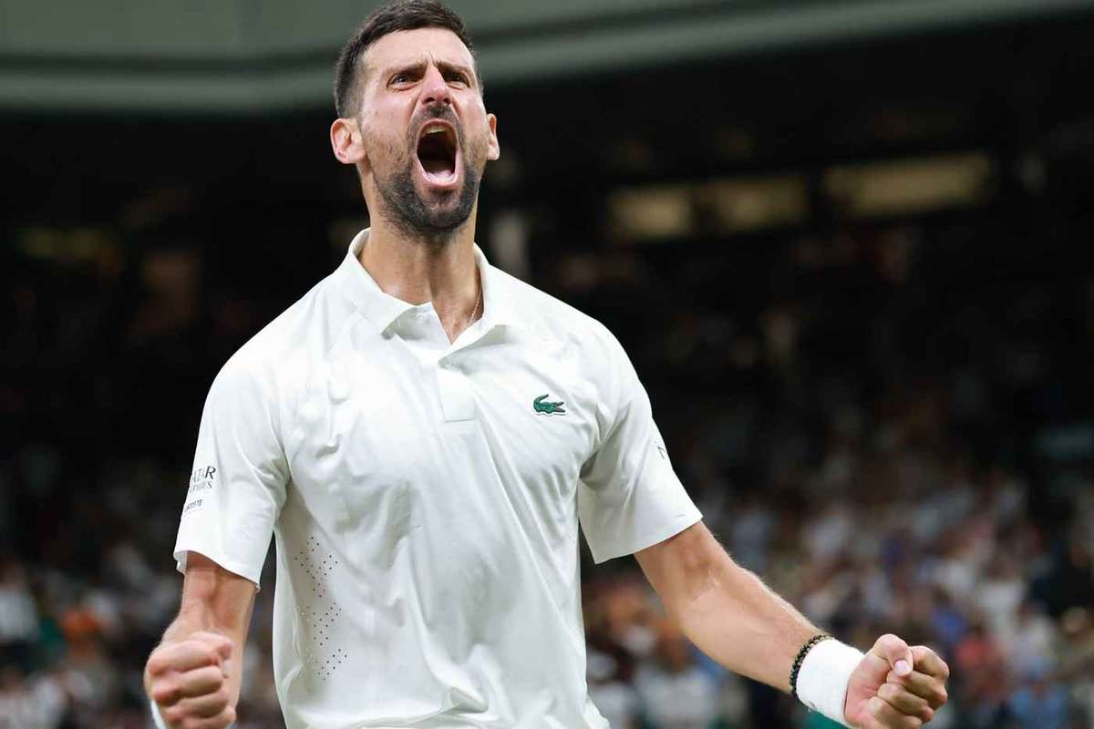 Djokovic, în semifinale la Wimbledon după un meci-maraton de peste 5 ore! Urmează confruntarea de foc cu Sinner. 2 Djokovic in semifinale la Wimbledon dupa un meci maraton de peste 5 ore Urmeaza confruntarea de foc cu Sinner1783463479