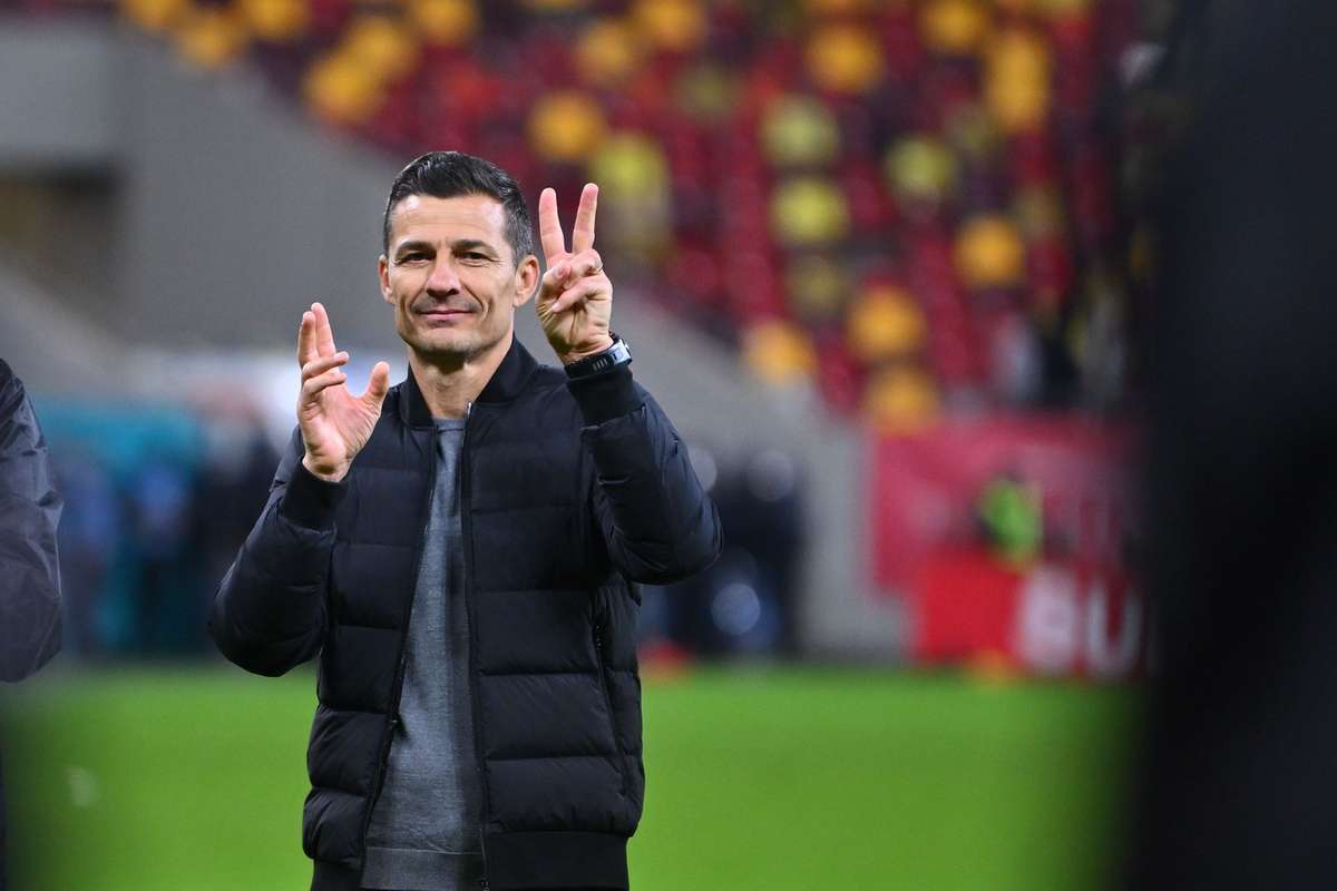Gâlcă, aproape de o nouă echipă tehnică: negocieri avansate cu un club din Slovenia 3 Galca aproape de o noua echipa tehnica negocieri avansate cu un club din Slovenia1784372485