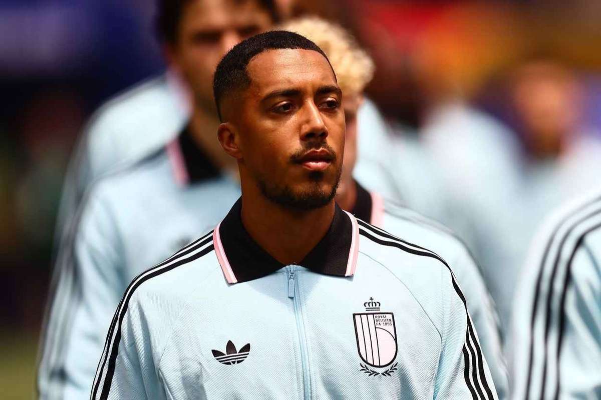 „Iată-ne!” Manchester United a ajuns la un acord cu Youri Tielemans: transfer de 41 de milioane de euro 2 Iata ne Manchester United a ajuns la un acord cu Youri Tielemans transfer de 41 de milioane de euro1783941380