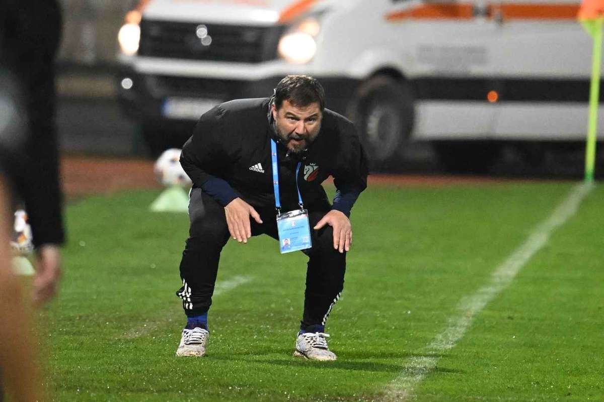 Marius Croitoru, suspendat și amendat după meciul FC Botoșani – Rapid! Alte șase sancțiuni impuse de FRF. 2 Marius Croitoru suspendat si amendat dupa meciul FC Botosani Rapid Alte sase sanctiuni impuse de FRF1785345279
