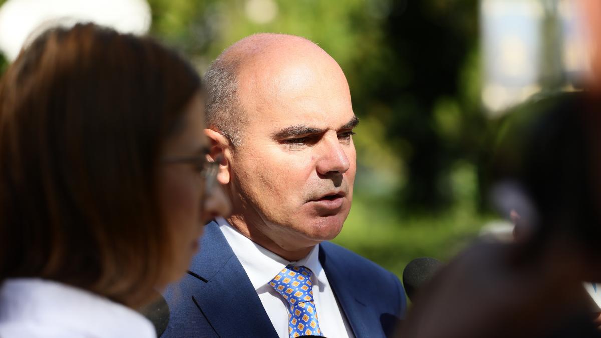 PNL ripostează acuzațiilor PSD legate de votul împotriva prelungirii PNRR. Rareș Bogdan: „Nu a fost un... 2 PNL riposteaza acuzatiilor PSD legate de votul impotriva prelungirii PNRR Rares Bogdan Nu a fost un1783527381