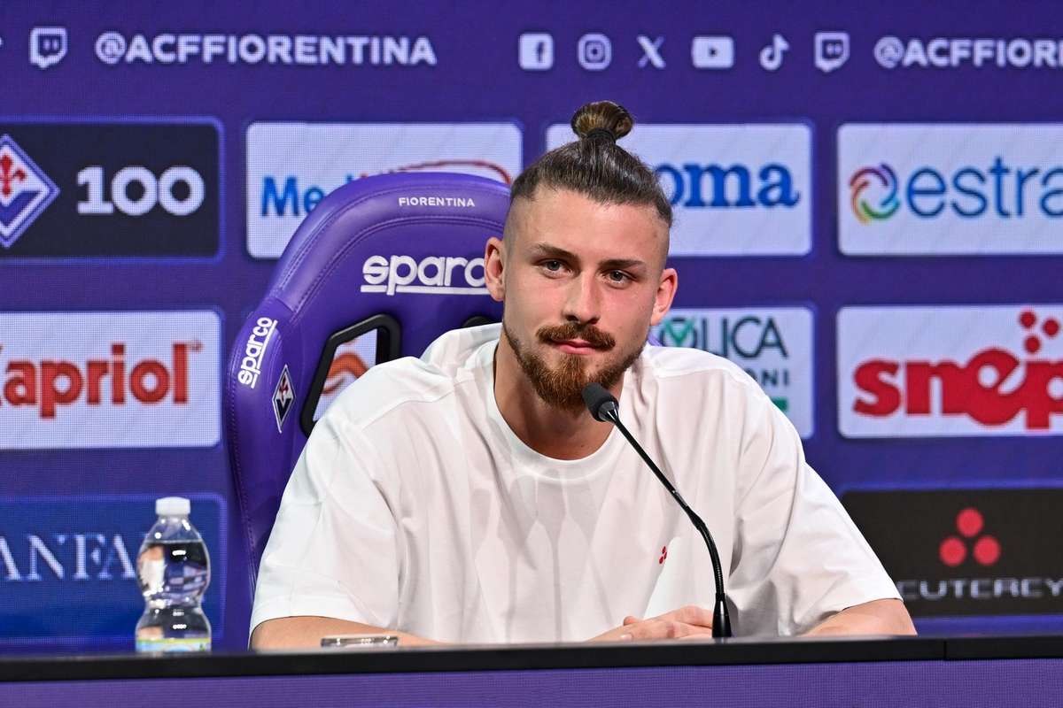 Radu Drăgușin: "Serie A are un loc special în inima mea. Abia aștept să joc" 2 Radu Dragusin Serie A are un loc special in inima mea Abia astept sa joc1784647895