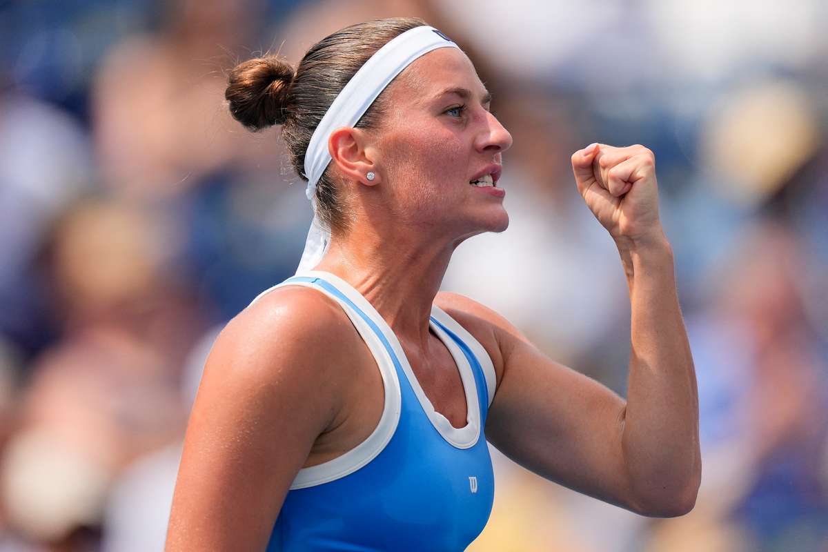 A cincea favorită, eliminată de la Cincinnati după ce a pierdut 12 din ultimele 14 jocuri. 2 A cincea favorita eliminata de la Cincinnati dupa ce a pierdut 12 din ultimele 14 jocuri1787173165