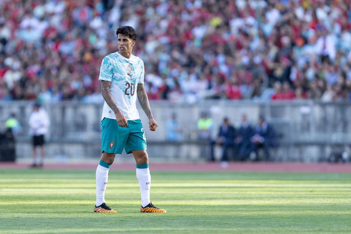 Acord cu Al Hilal și semnal verde pentru transfer! Joao Cancelo se va alătura Barcelonei 3 Acord cu Al Hilal si semn albastru pentru transfer Joao Cancelo se va alatura Barcelonei1786906770