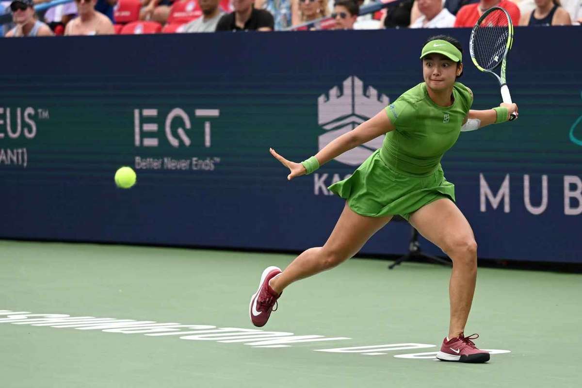 Alexandra Eala scrie istorie la Washington! A învins-o pe Jessica Pegula și a câștigat primul său titlu WTA. 2 Alexandra Eala scrie istorie la Washington A invins o pe Jessica Pegula si a castigat primul sau titlu WTA1785779084