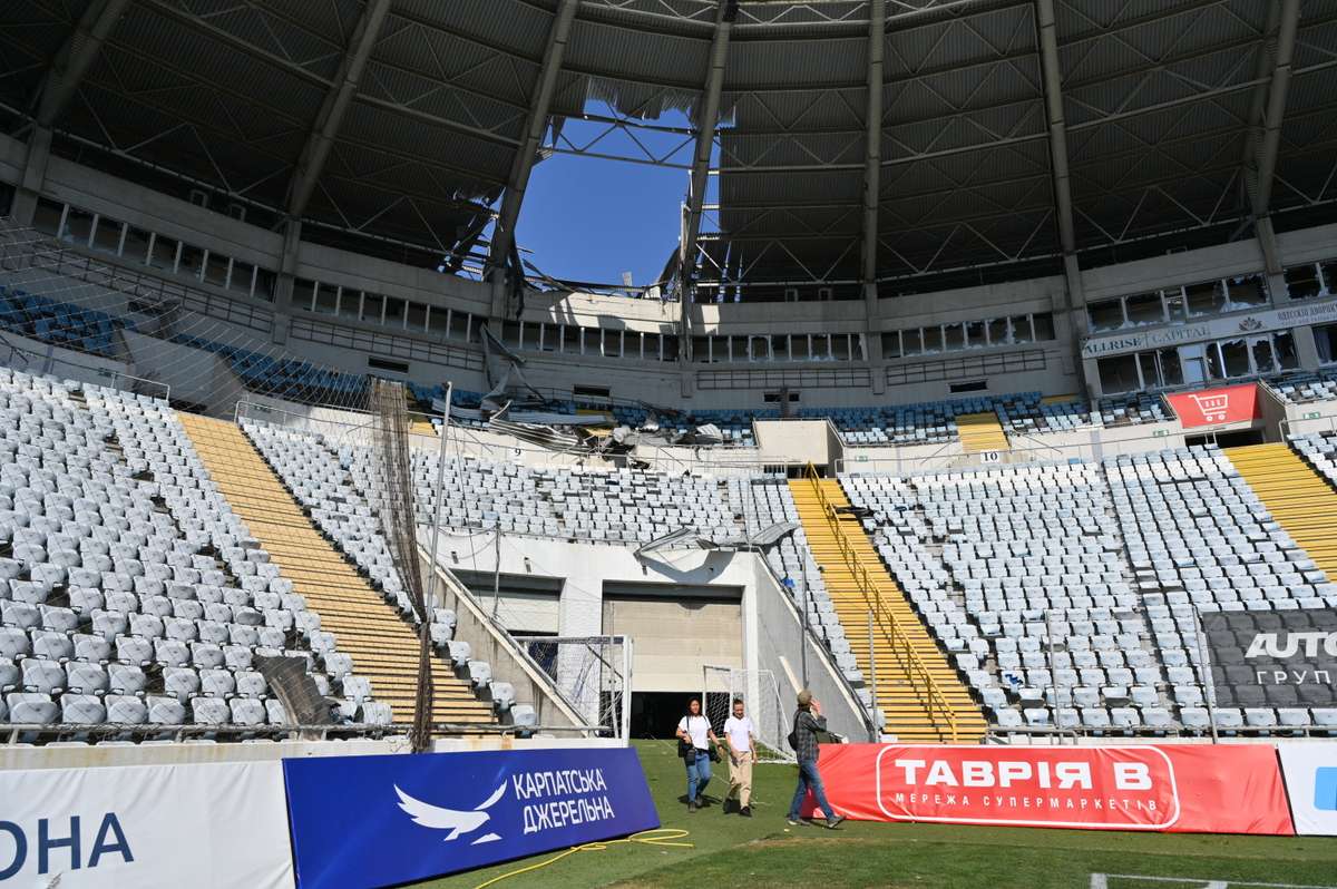 Atac rusesc asupra Odesei stadionul Chornomorets grav afectat Doi oameni au fost raniti1786130066