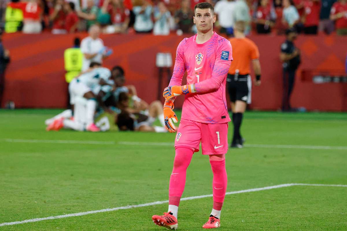 Barcelona a țintit un portar de la Mondial! Catalanii au găsit înlocuitorul lui Szczesny 2 Barcelona a tintit un portar de la Mondial Catalanii au gasit inlocuitorul lui Szczesny1787220884