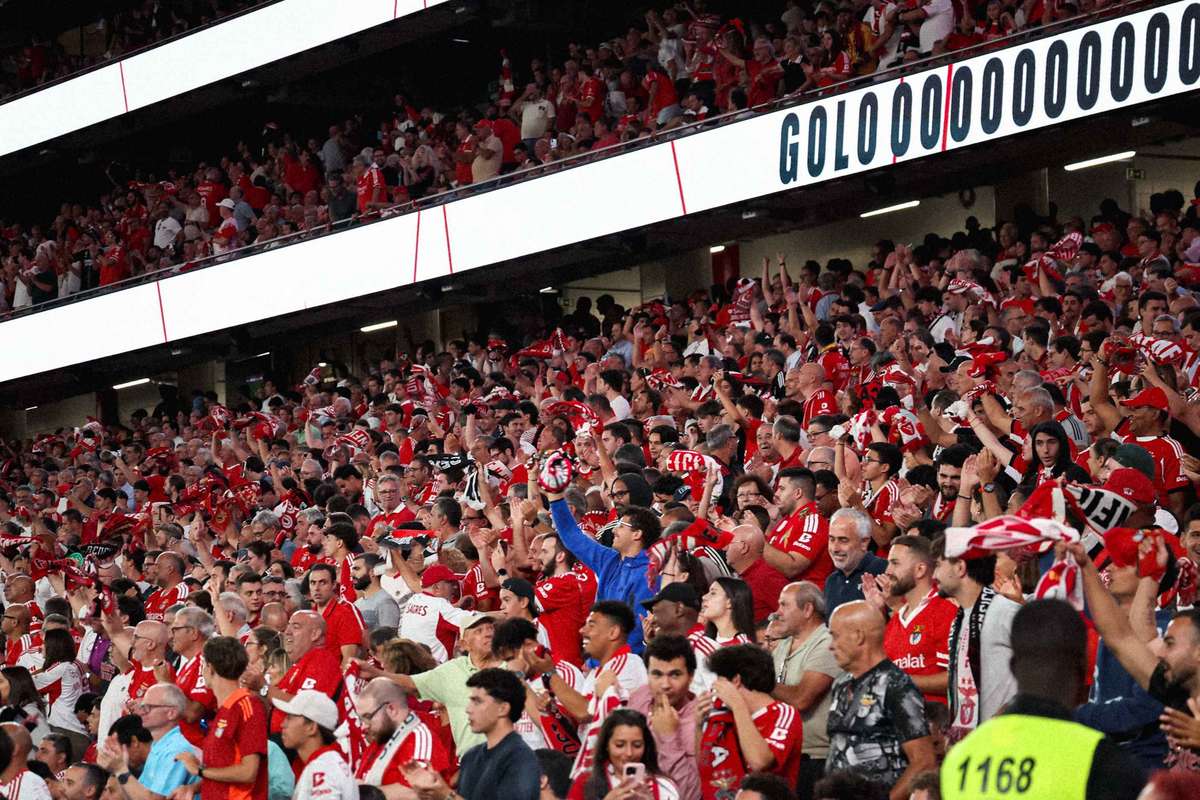Benfica își începe noul sezon fără fani în tribune. 2 Benfica isi incepe noul sezon fara fani in tribune1785583766