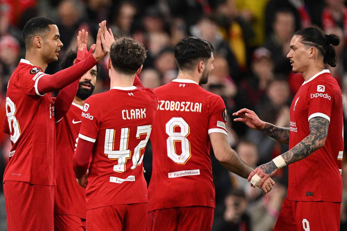 Denis Drăguș nu mai găsește loc! Trabzonspor s-ar fi înțeles cu un alt fost fotbalist de la Liverpool. 2 Denis Dragus nu mai gaseste loc Trabzonspor s ar fi inteles cu un alt fost fotbalist de la Liverpool1786303770