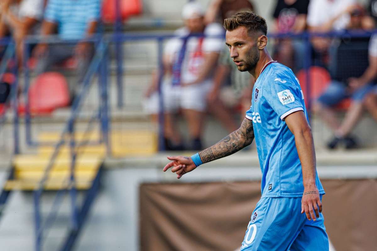 Denis Dragus pe cale de a pleca de la Trabzonspor Salariul reprezinta marea problema1786438780
