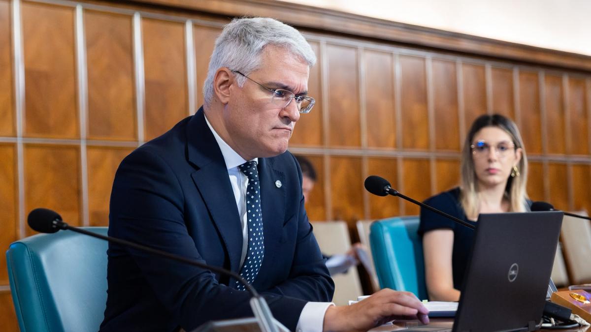 Dragos Pislaru anunta ca astazi vom afla daca Legea salarizarii va fi adoptata la termen In absenta unui acord Romania va pierde acest obiectiv1787666382