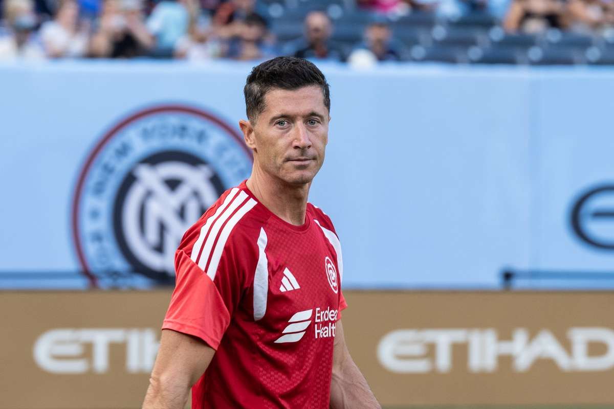 Dublă în primul meci în fața fanilor din Chicago! Lewandowski, jucătorul etapei în MLS 2 Dubl n primul meci n faa fanilor din Chicago Lewandowski juctorul etapei n MLS1785785367