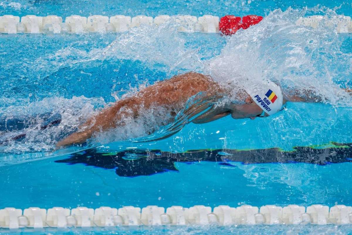 Finala se apropie! David Popovici concurează pentru medalii la proba de 200m liber la Campionatele Europene de la Paris. 3 Finala se apropie David Popovici concurreaza pentru medalii la proba de 200m liber la Campionatele Europeene de la Paris1786724964