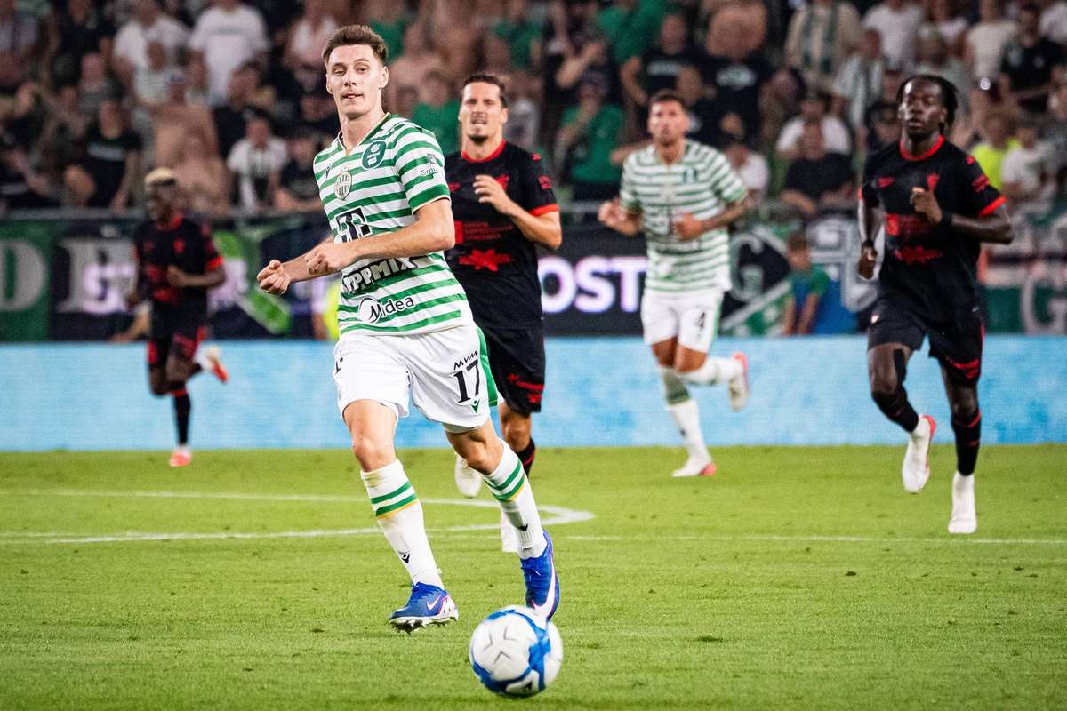 Marius Corbu a obținut victoria pentru Ferencvaros în turul al treilea preliminar al Ligii Europene. 4 Marius Corbu a obtinut victoria pentru Ferencvaros in turul al treilea preliminar al Ligii Europeane1785990566