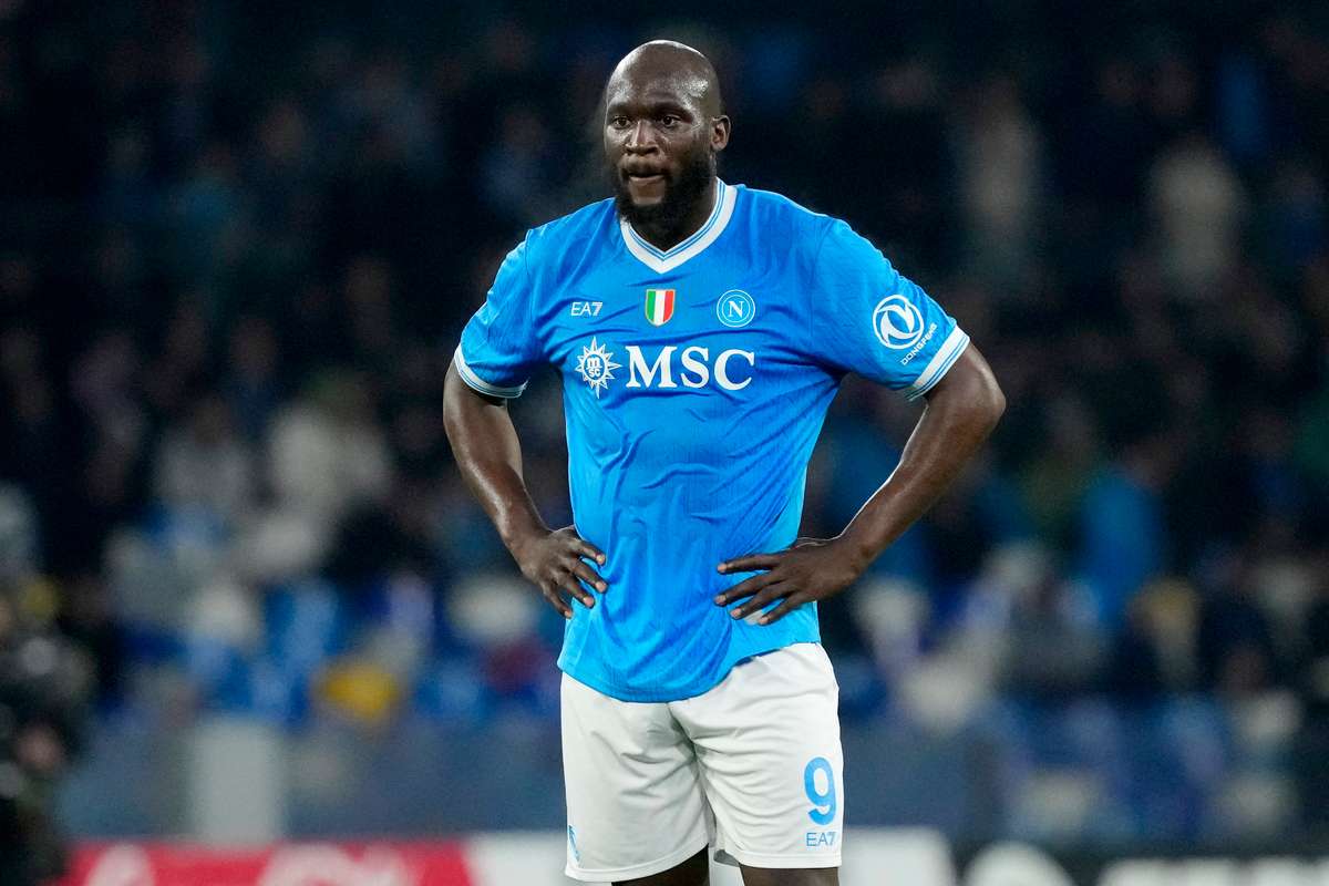 Napoli se desparte de Lukaku! Belgianul este aproape de transferul la Fenerbahce 2 Napoli se desparte de Lukaku Belgianul este aproape de transferul la Fenerbahce1786443278