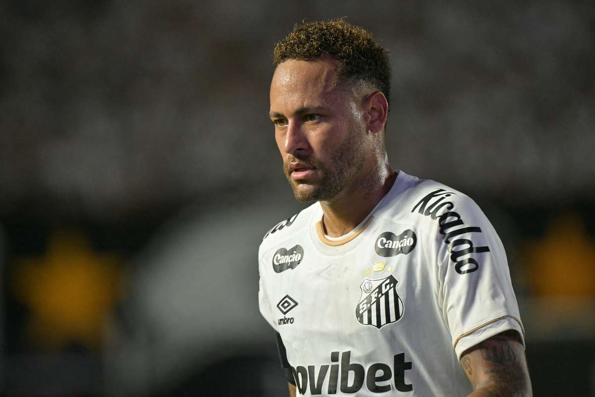 Neymar i-a atacat dur pe fanii lui Santos. Fluierături în timpul meciului? „Mai bine rămâneți acasă” 2 Neymar i a atacat dur pe fanii lui Santos Fluieraturi in timpul meciului Mai bine ramaneti acasa1786725875
