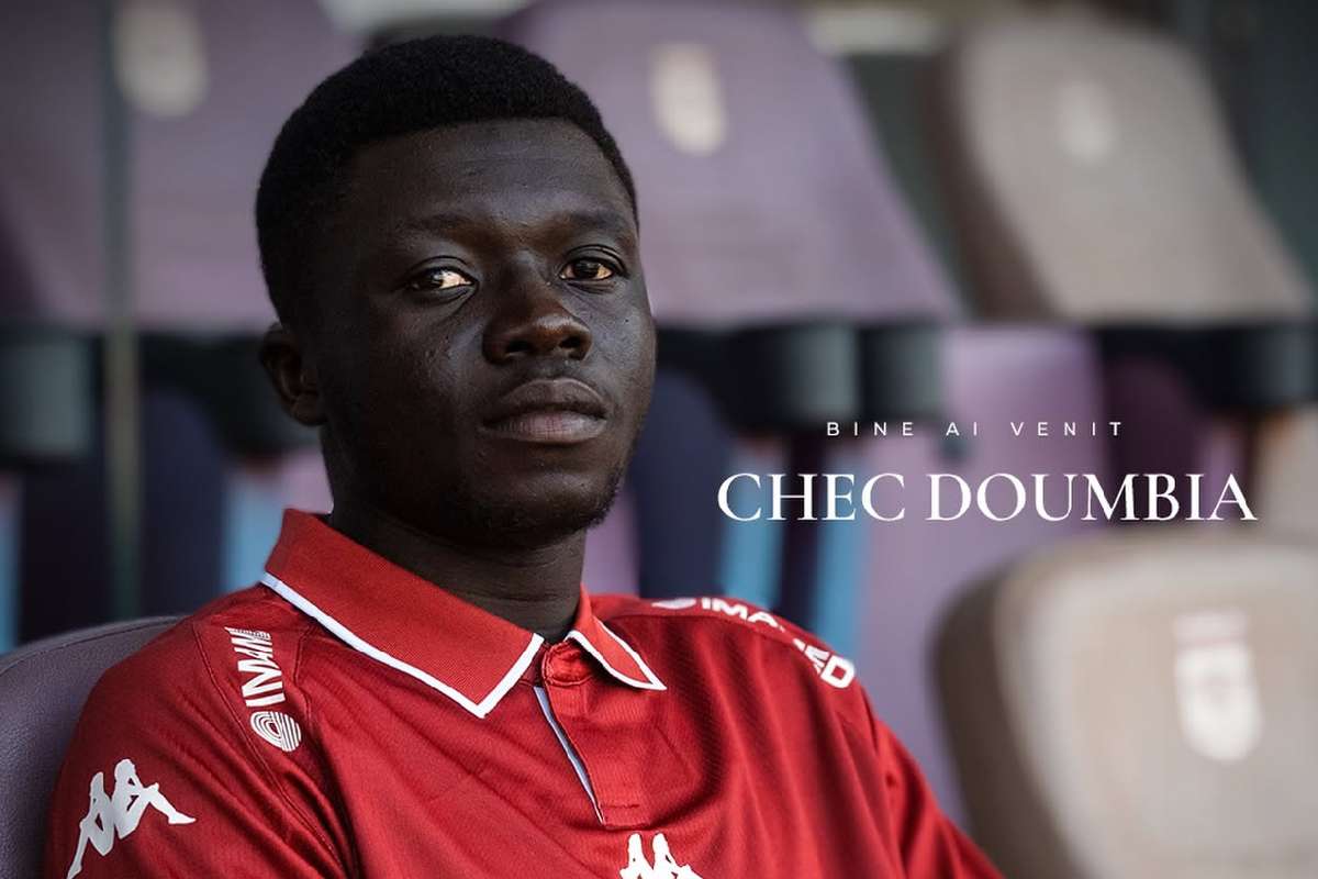 Oficial Rapid finalizeaza al zecelea transfer al verii Mijlocasul Chec Bebel Doumbia soseaste de la Genoa1787068773
