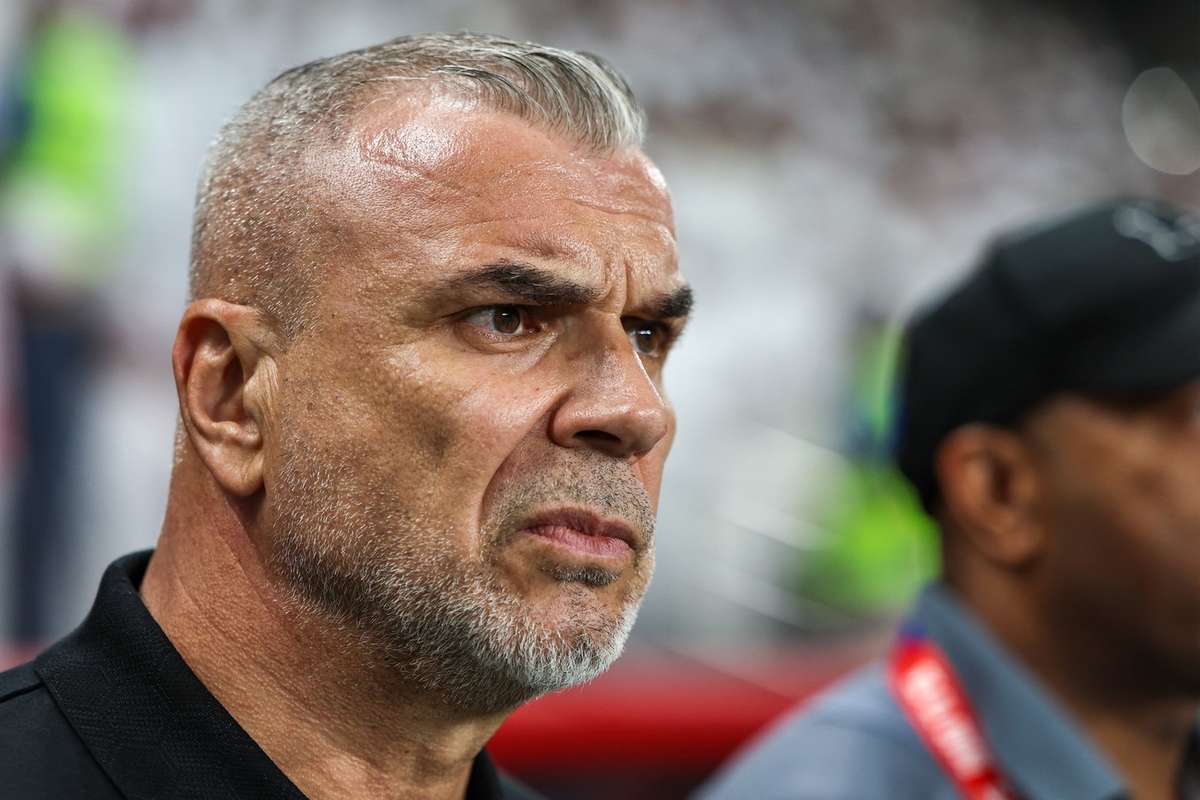 Olaroiu debut de cosmar Eliminat din Liga Campionilor Asiei in prima partida pe banca lui Al Jazira1786508974