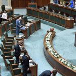Senatul a modificat Codul administrativ pentru a elimina incompatibilitatile in randul alesilor locali USR intentioneaza sa conteste legea la CCR1787769002