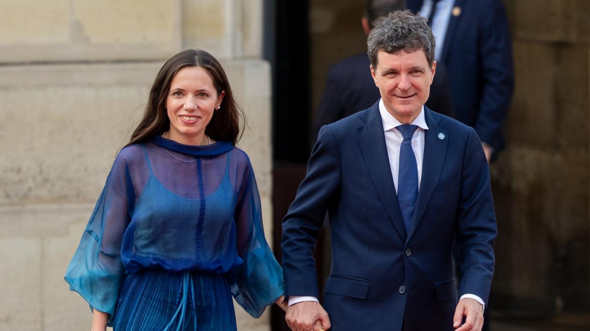 Surse: Nicușor Dan a contestat Legea ANI la CCR. Sesizarea președintelui se referă la amendamentul AUR... 3 Surse Nicusor Dan a contestat Legea ANI la CCR Sesizarea presedintelui se refera la amendamentul AUR1786369504