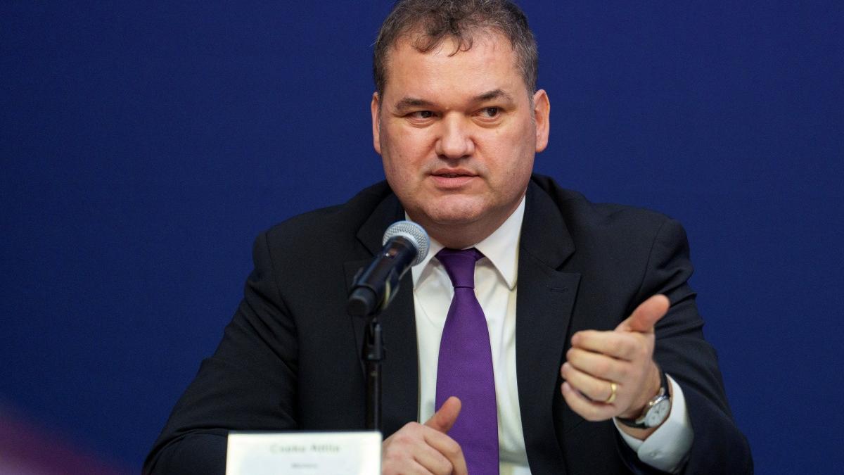 UDMR sprijină o "mare coaliție" pentru a preveni accesul extremistilor la putere, afirmă Cseke... 3 UDMR sprijina o mare coalitie pentru a preveni accesul extremistilor la putere afirma Cseke1786371276