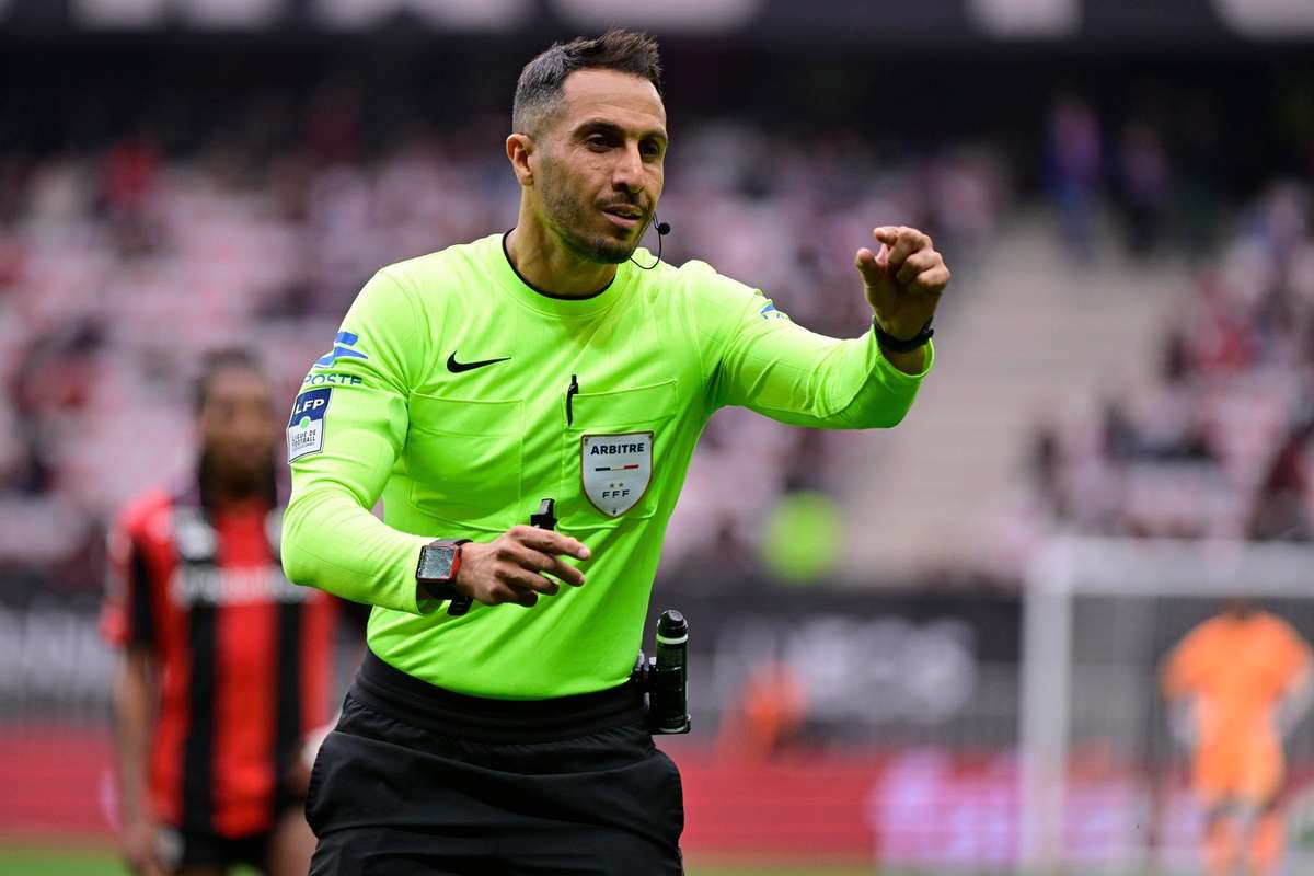 Un arbitru din Ligue 1 a fost condamnat la inchisoare cu suspendare pentru violena in familie1787129978