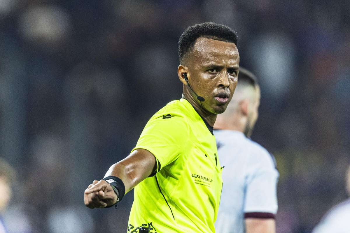 „Aceasta a fost Cupa mea Mondială!” Arbitrul somalez interzis în SUA îi mulțumește UEFA după Supercupa Europei. 2 aceasta a fost cupa mea mondiala arbitrul somalez interzis in sua ii multumeste uefa dupa supercupa europei1786634978