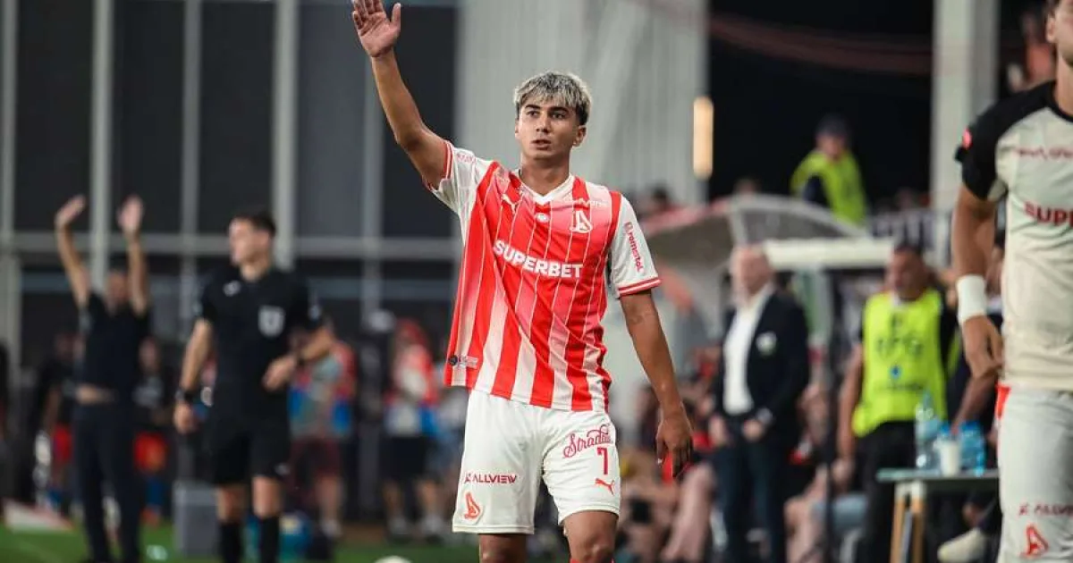 Alex Musi a fost operat cu succes. Cât timp va fi indisponibil jucătorul lui Dinamo 3 Alex Musi a fost operat cu succes. Cât timp va fi indisponibil jucătorul lui Dinamo
