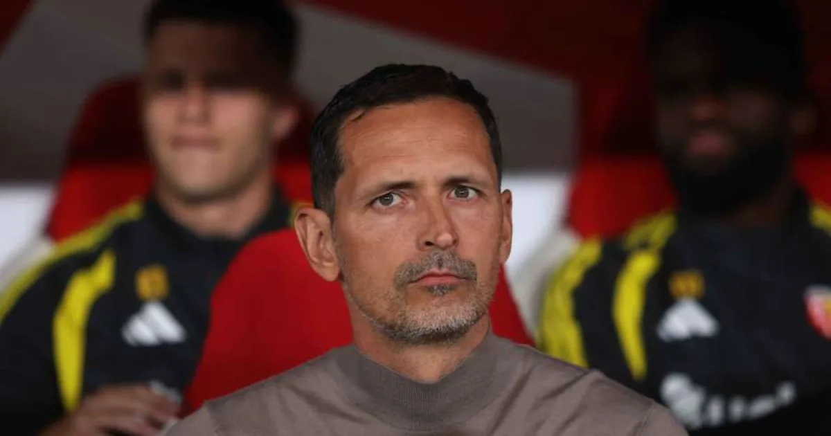 Antrenorul revelației din sezonul trecut al Ligue 1, demis la doar două luni de la sosire 2 Antrenorul revelației din sezonul trecut al Ligue 1, demis la doar două luni de la sosire
