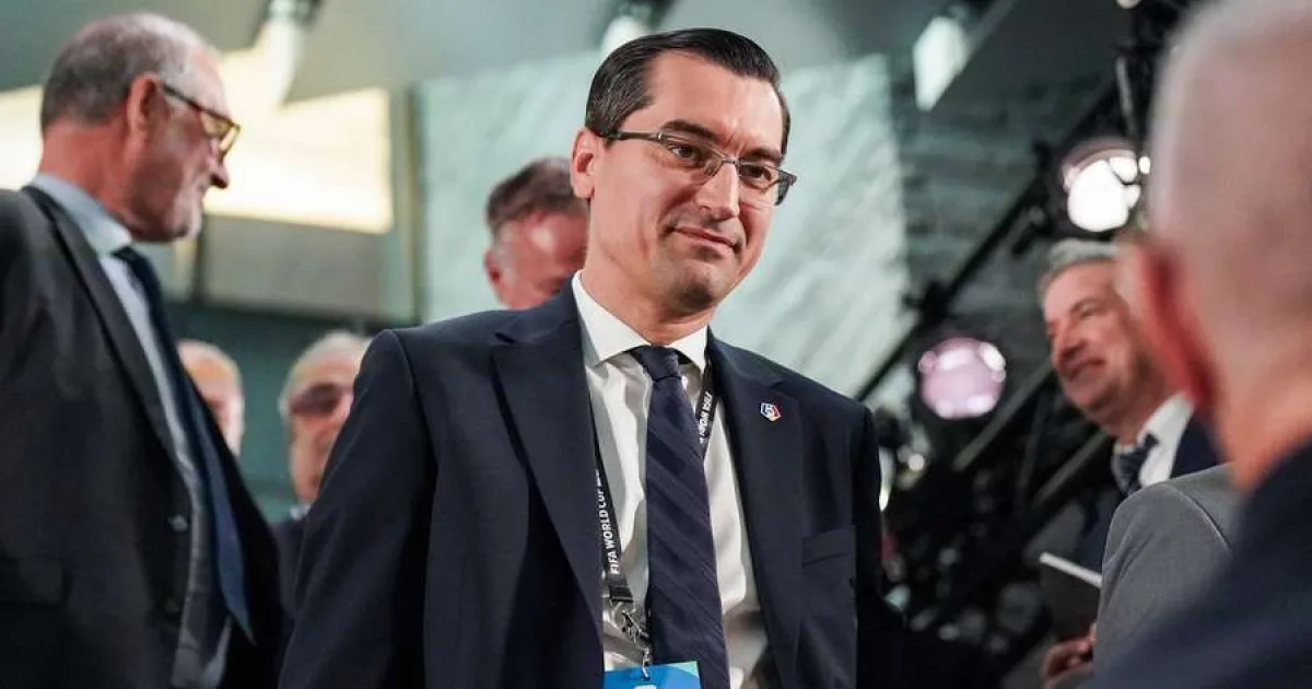 FRF introduce cartonașul negru în fotbalul juvenil. Cum va fi folosit 4 FRF introduce cartonașul negru în fotbalul juvenil. Cum va fi folosit