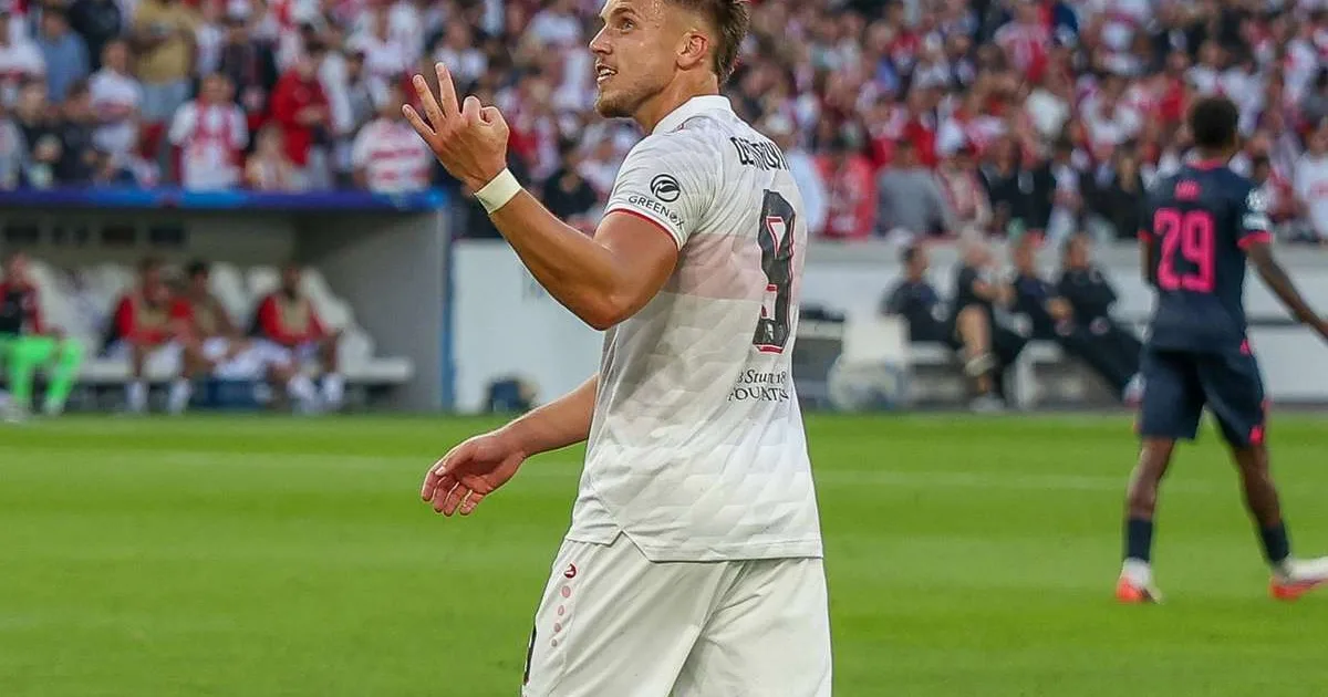 Hat-trick în 12 minute! Demirovic a intrat în istoria Ligii Campionilor 3 Hat-trick în 12 minute! Demirovic a intrat în istoria Ligii Campionilor