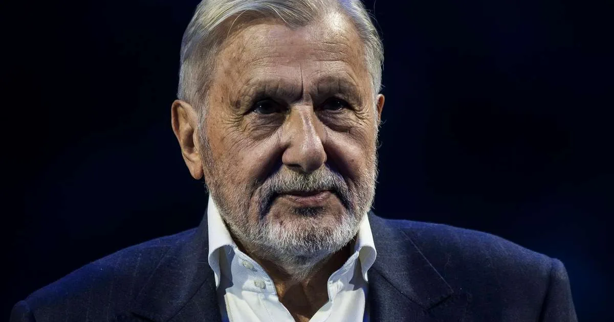 Ilie Năstase, nedumerit de decizia Soranei Cîrstea: „Cum să faci așa ceva?” 2 Ilie Năstase, nedumerit de decizia Soranei Cîrstea: „Cum să faci așa ceva?”