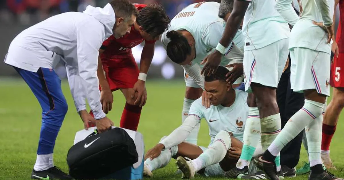 Mbappe marchează primul gol din era Zidane și se accidentează la genunchiul stâng 2 Mbappe marchează primul gol din era Zidane și se accidentează la genunchiul stâng